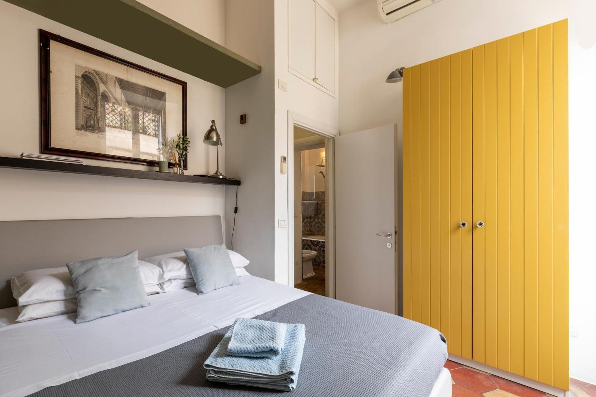 Colosseo Apartment- Heart Of Rione Monti Рим Екстер'єр фото